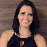 Mayra Ayres Mayra Ayres